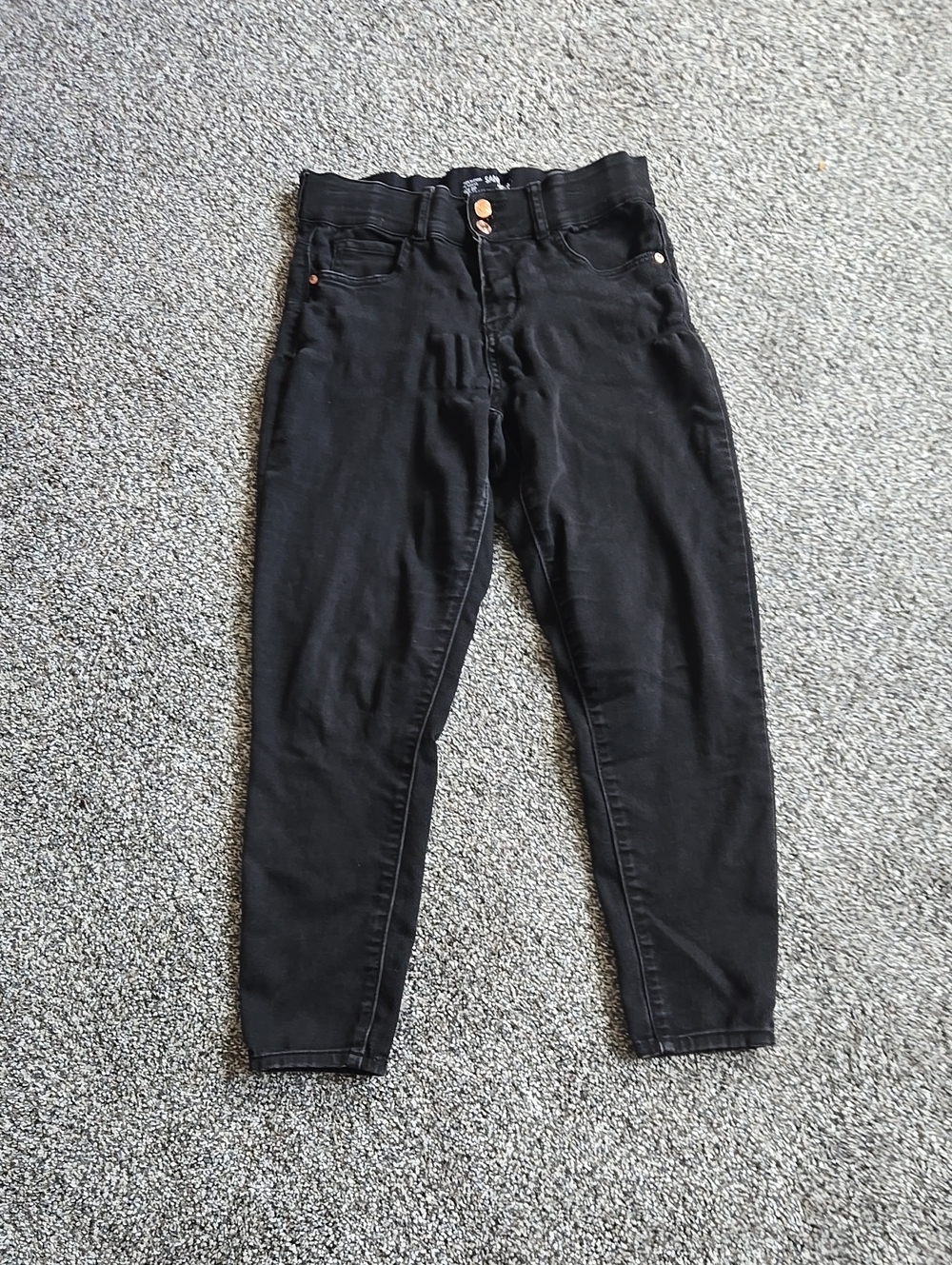 High-Rise Black Women's Jeans with Tapered Leg